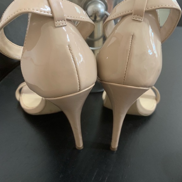 Steven Madden Realove Heels. - Picture 3 of 5